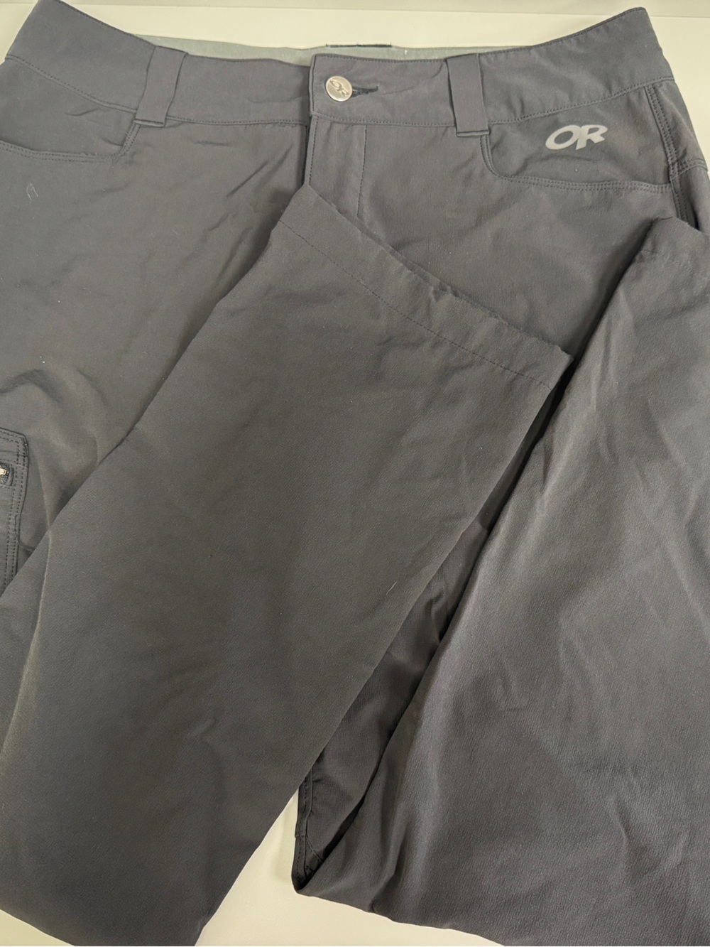 Outdoor Research Women’s Black Hiking Cargo Pants Size 8 Approx 29” inseam
